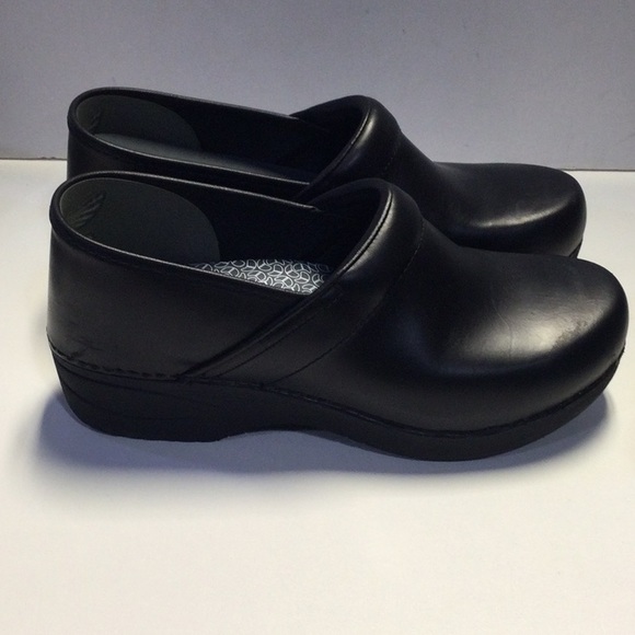 Dansko XP 2.0 Black Pull Up 40 M - Picture 2 of 4